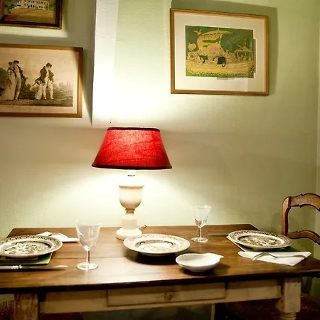 Les Sarladaises סרלה-לה קנדה