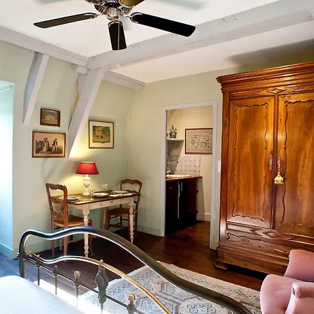 Appartements Les Suites Sarladaises Apartment