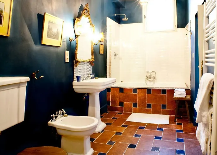 Les Sarladaises סרלה-לה קנדה